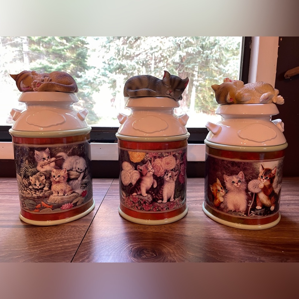 Bradford Exchange Cozy Kittens  Jurgen Scholz cat canisters with freshness seal